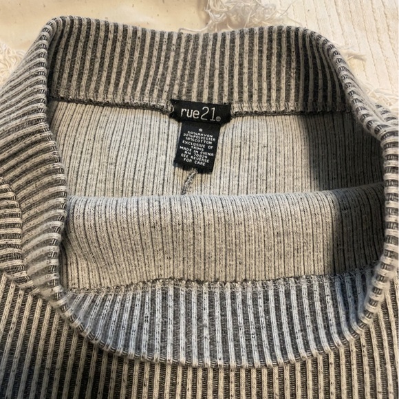 Chic Bodycon Business Skirt / Gray & White - Picture 4 of 4